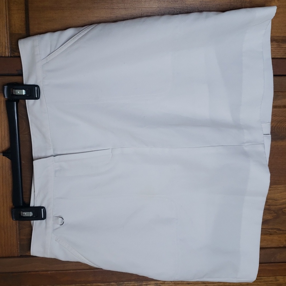IZOD Women's XFG  White Skort Skirt Sz 8